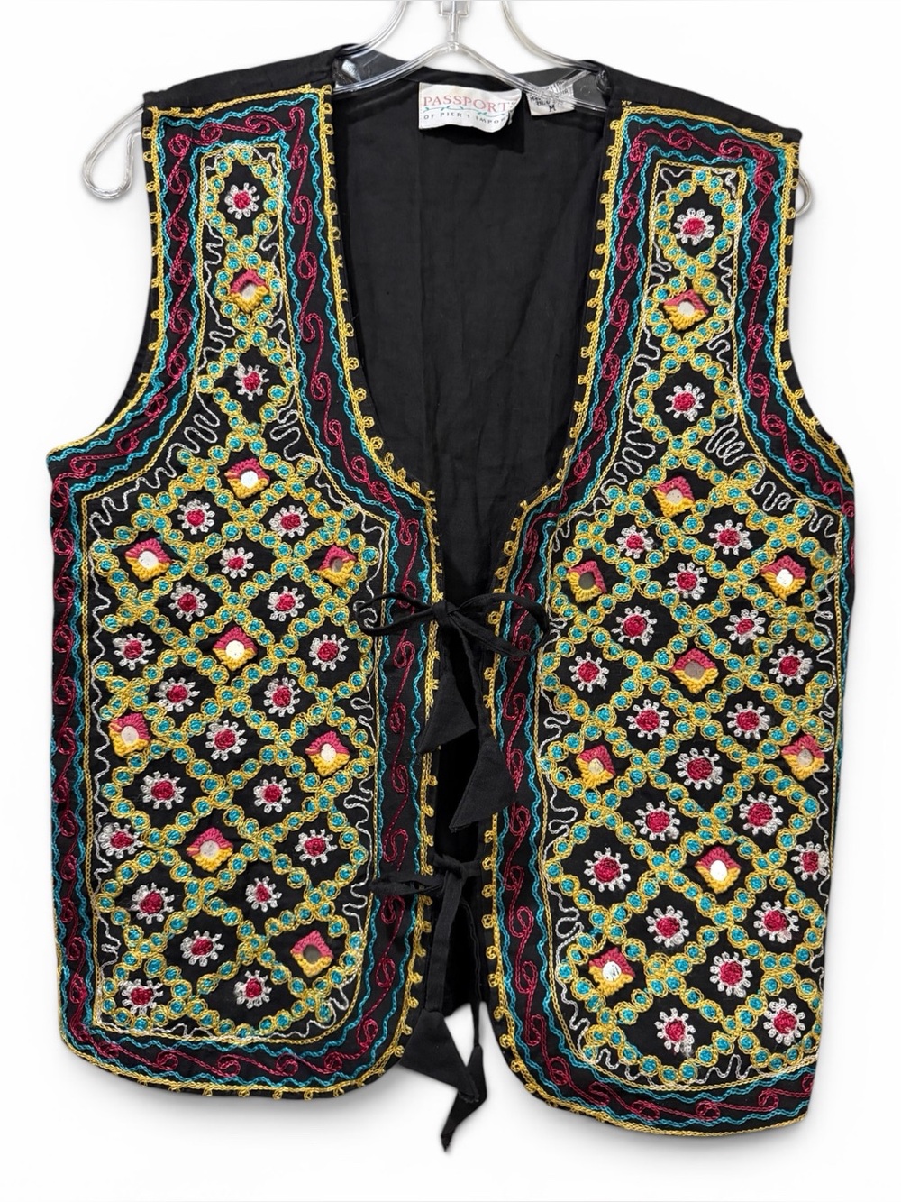 Passports Pier 1 Vintage Rainbow Embroidered Vest Size Medium B1